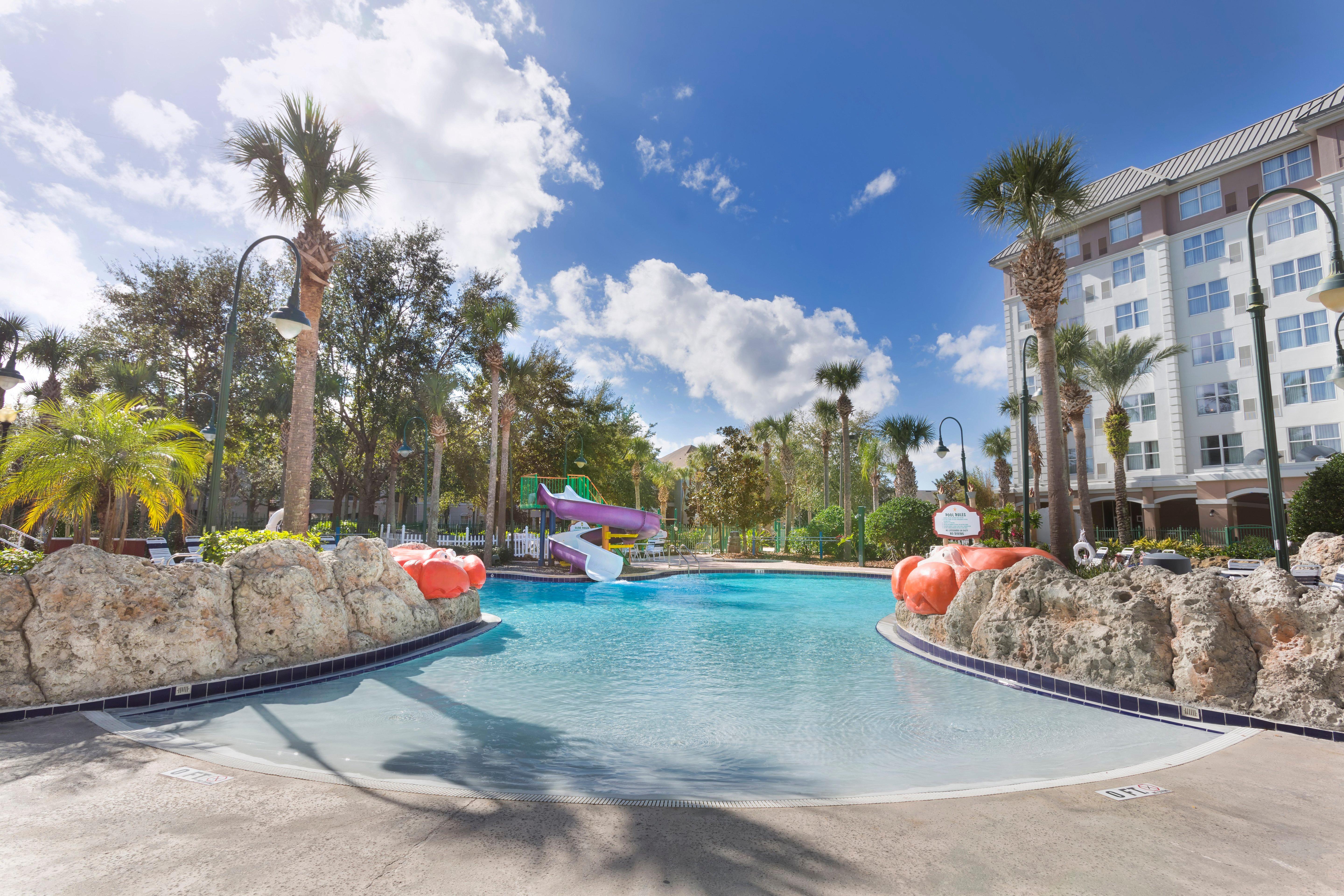 Holiday Inn Express & Suites S Lake Buena Vista By Ihg Kissimmee Exterior photo