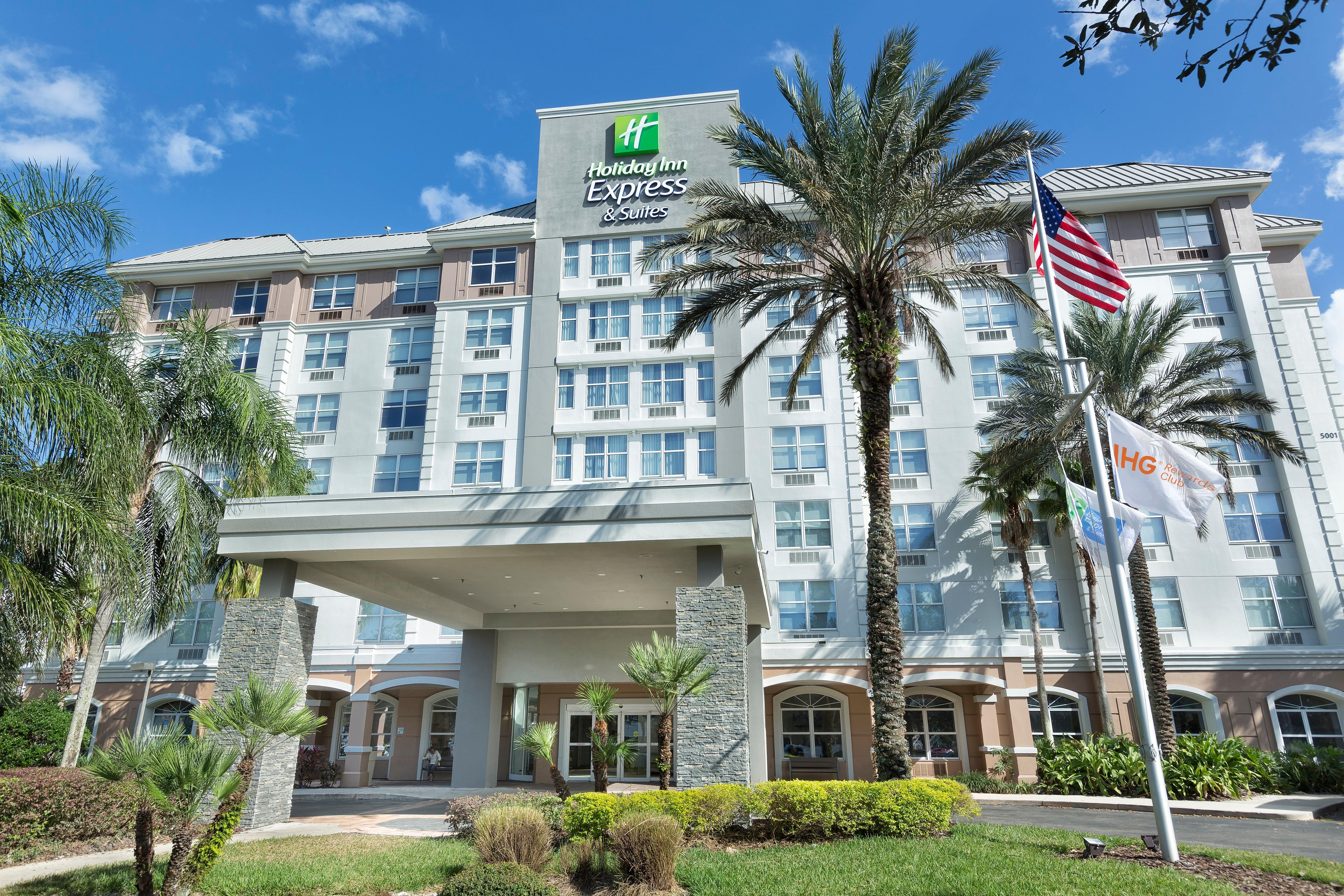 Holiday Inn Express & Suites S Lake Buena Vista By Ihg Kissimmee Exterior photo