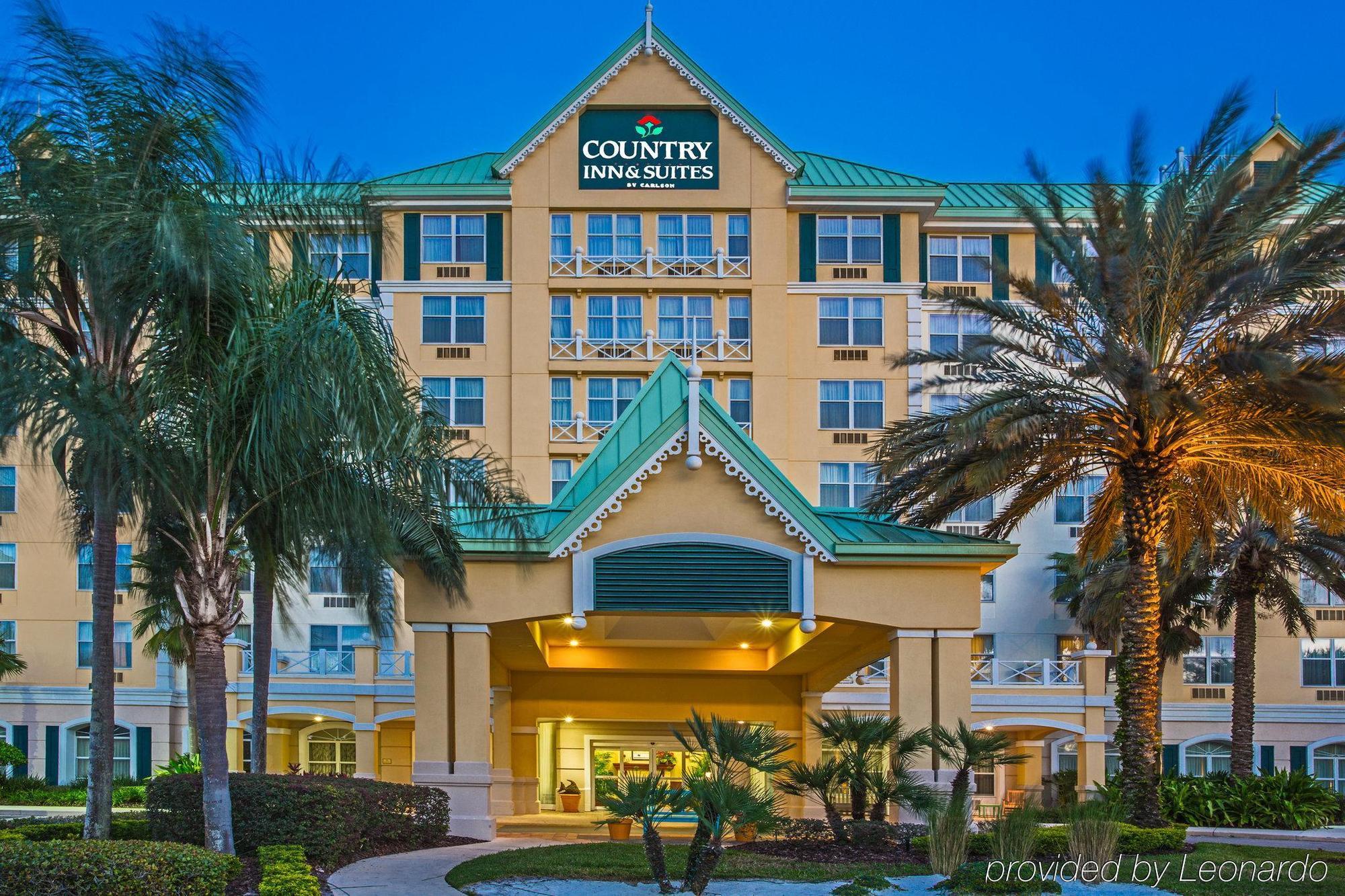 Holiday Inn Express & Suites S Lake Buena Vista By Ihg Kissimmee Exterior photo